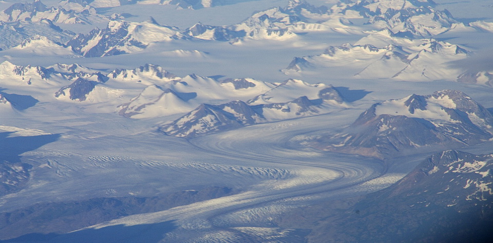 图3:这是一个英属哥伦比亚的高山冰川的照片。虽然不是直接类似于大陆冰川覆盖所有安大略省200万年前,冰的形象并说明广泛涵盖可能d…raybet11