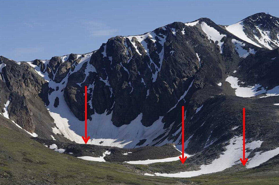 照片2:红色箭头指向的波峰至少三个终端碛。终端碛标志着向前的极限前冰川前进,也许融化,再次前进,但不是第一,至于我…