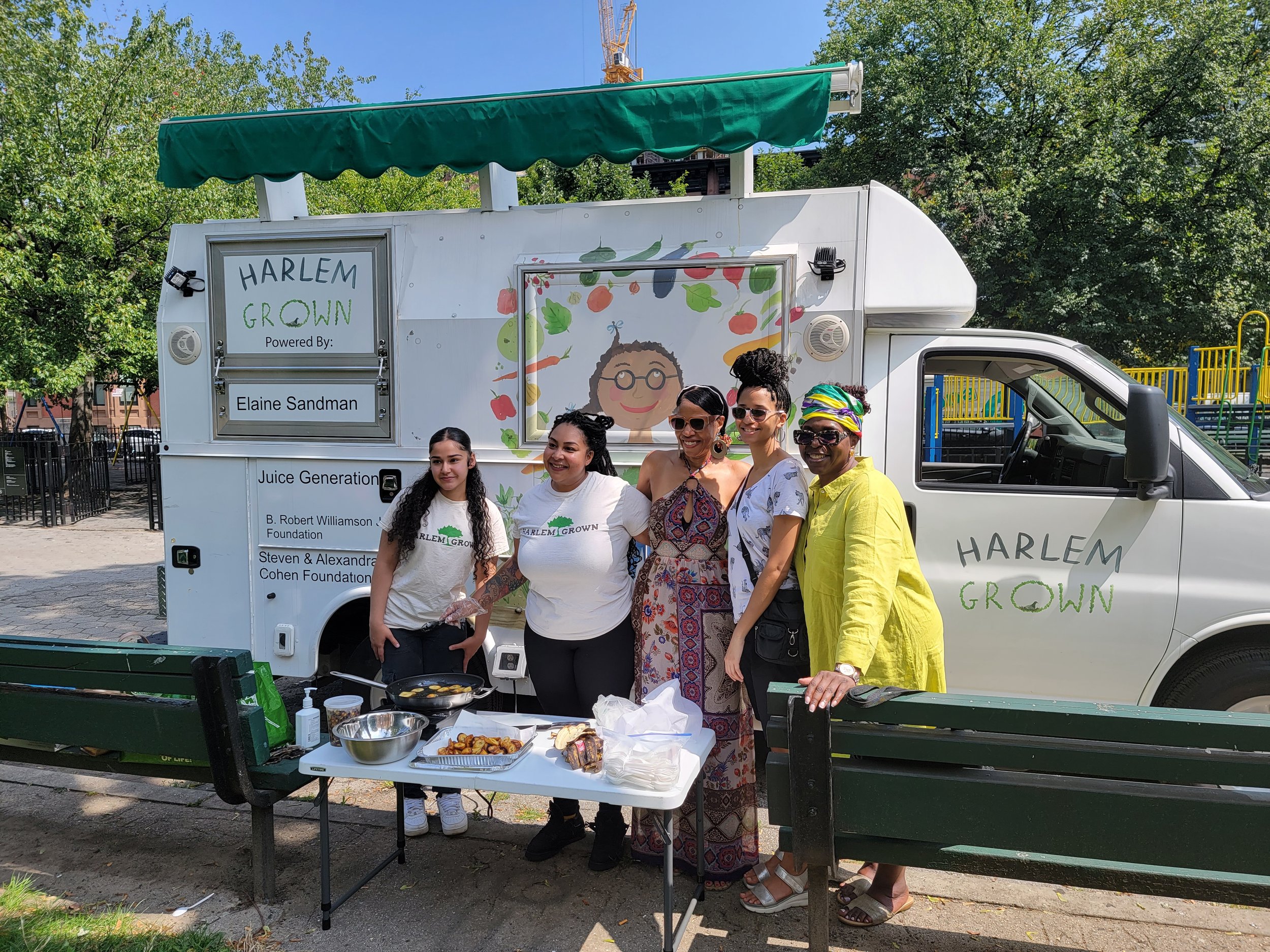 A Mobile Teaching Kitchen Demonstration