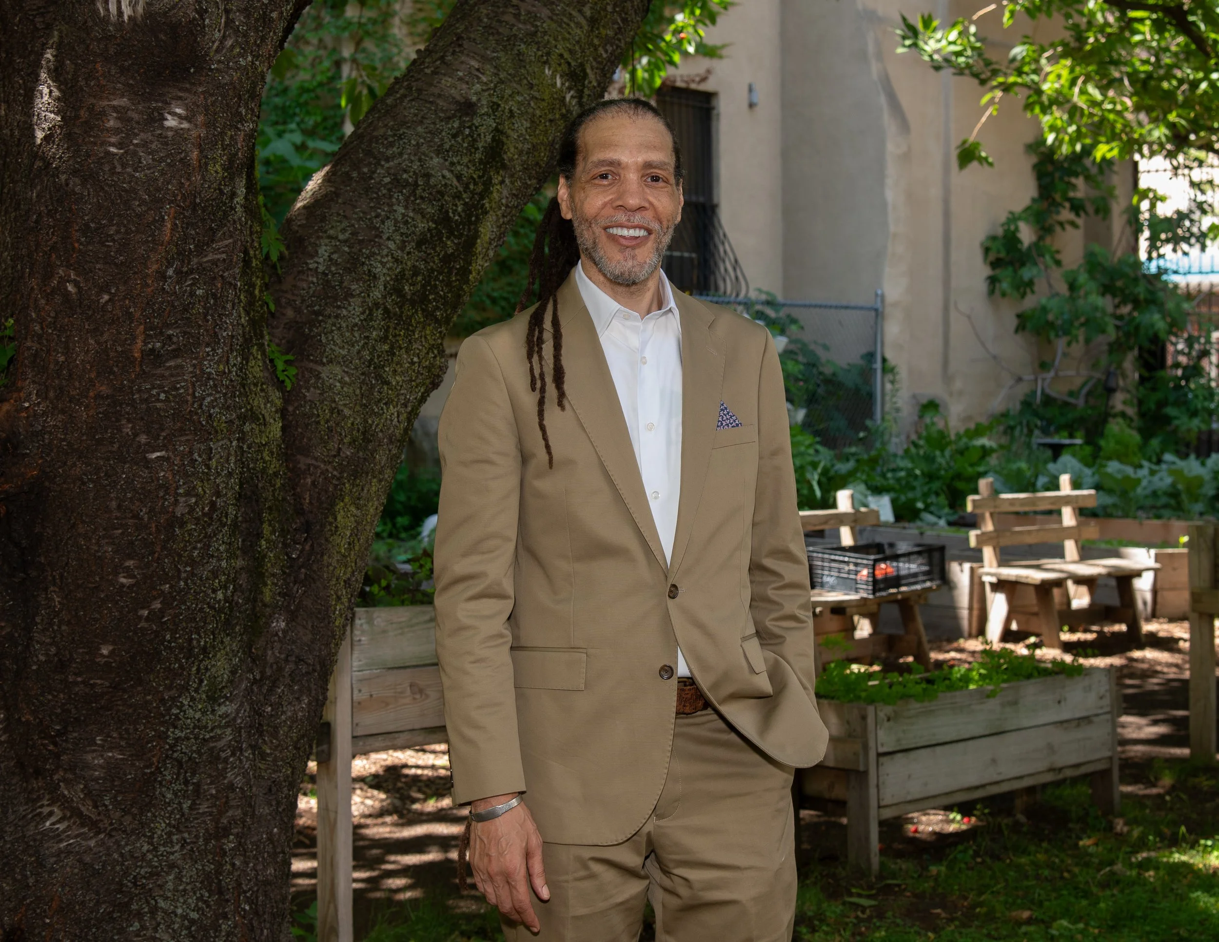 HARLEM GROWN WELCOMES DAMION SAMUELS AS EXECUTIVE DIRECTOR
Seasoned Nonprofit Leader Joins Award-Winning Urban Agriculture and Youth Development Organization
