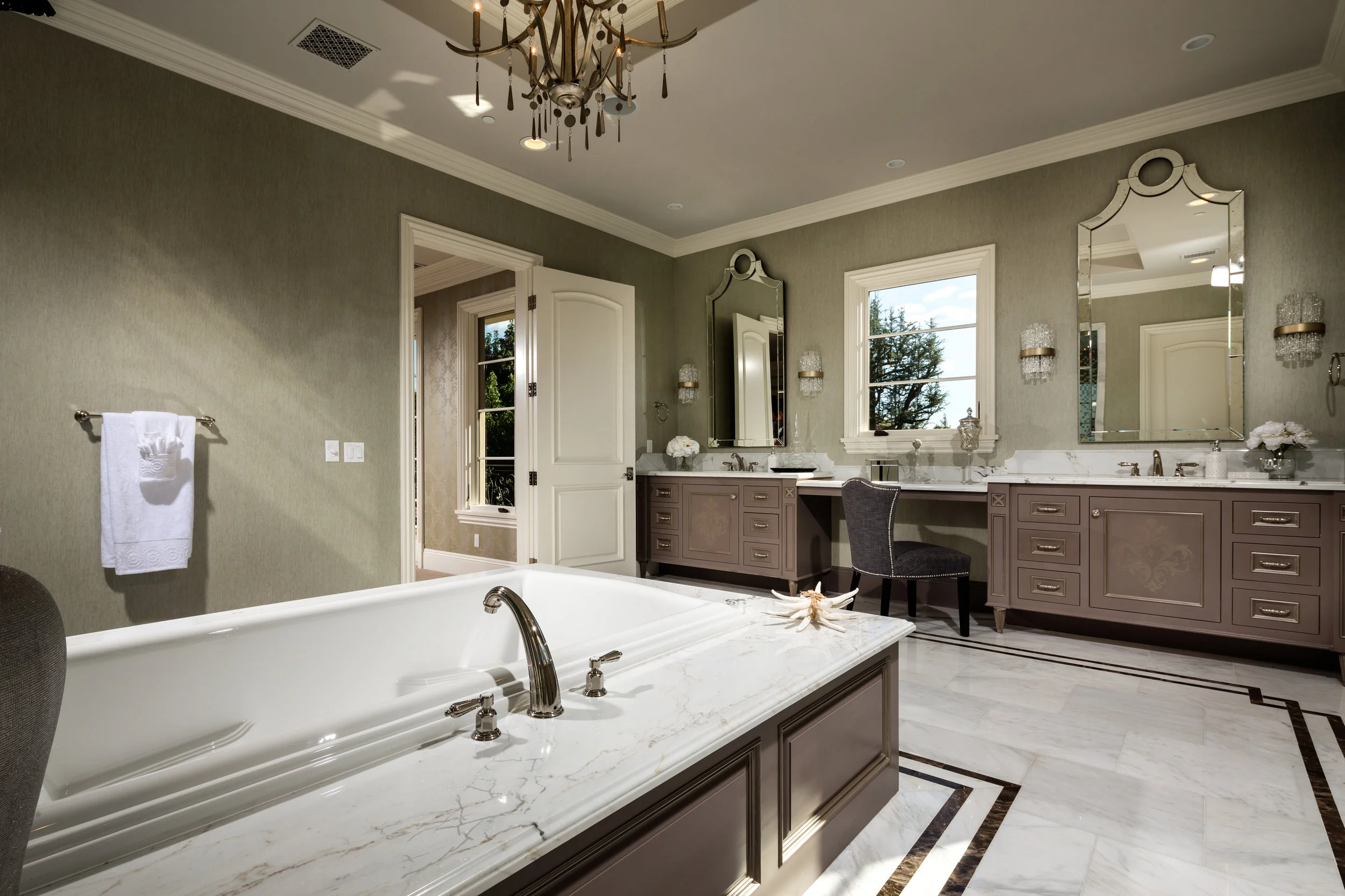 JL_238_Naomi_Master_Bath_ll.jpg