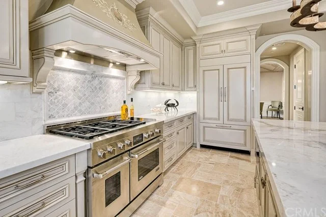 1ST AVE KITCHEN2.jpg