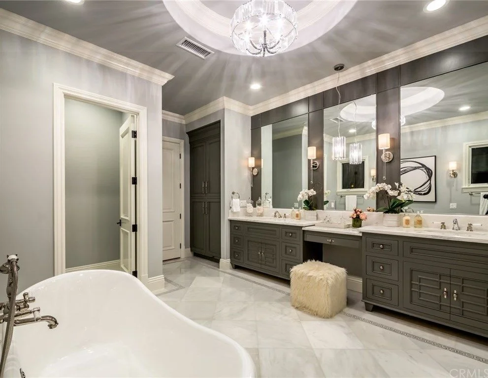 MASTER BATH2.jpg