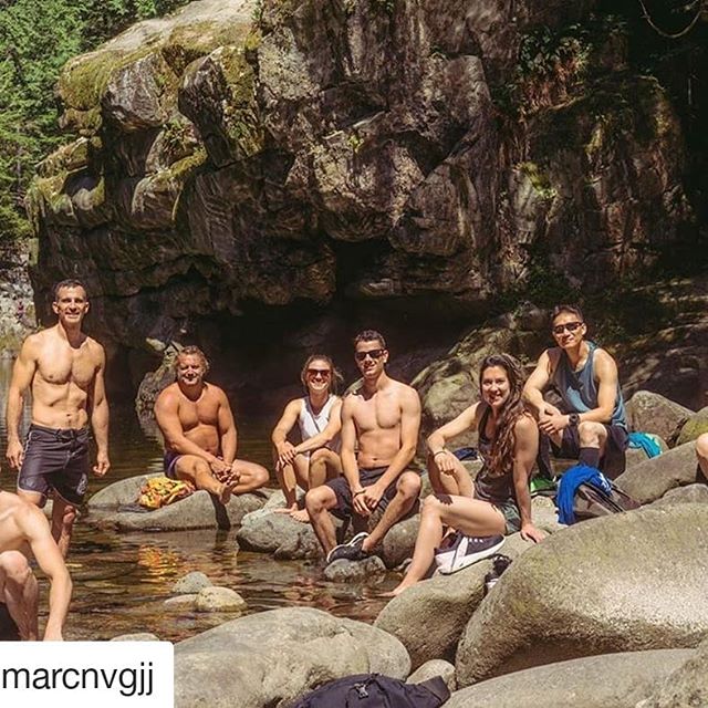 #Repost @sim.smi
・・・
Fun in the sun ☀️ Capilano River. It was a two river day today.