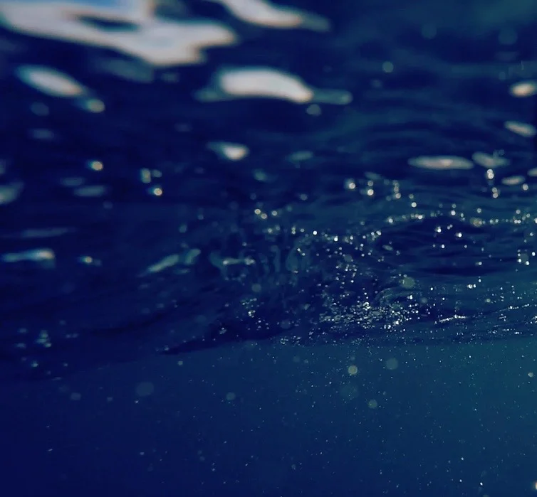 underwater.jpg