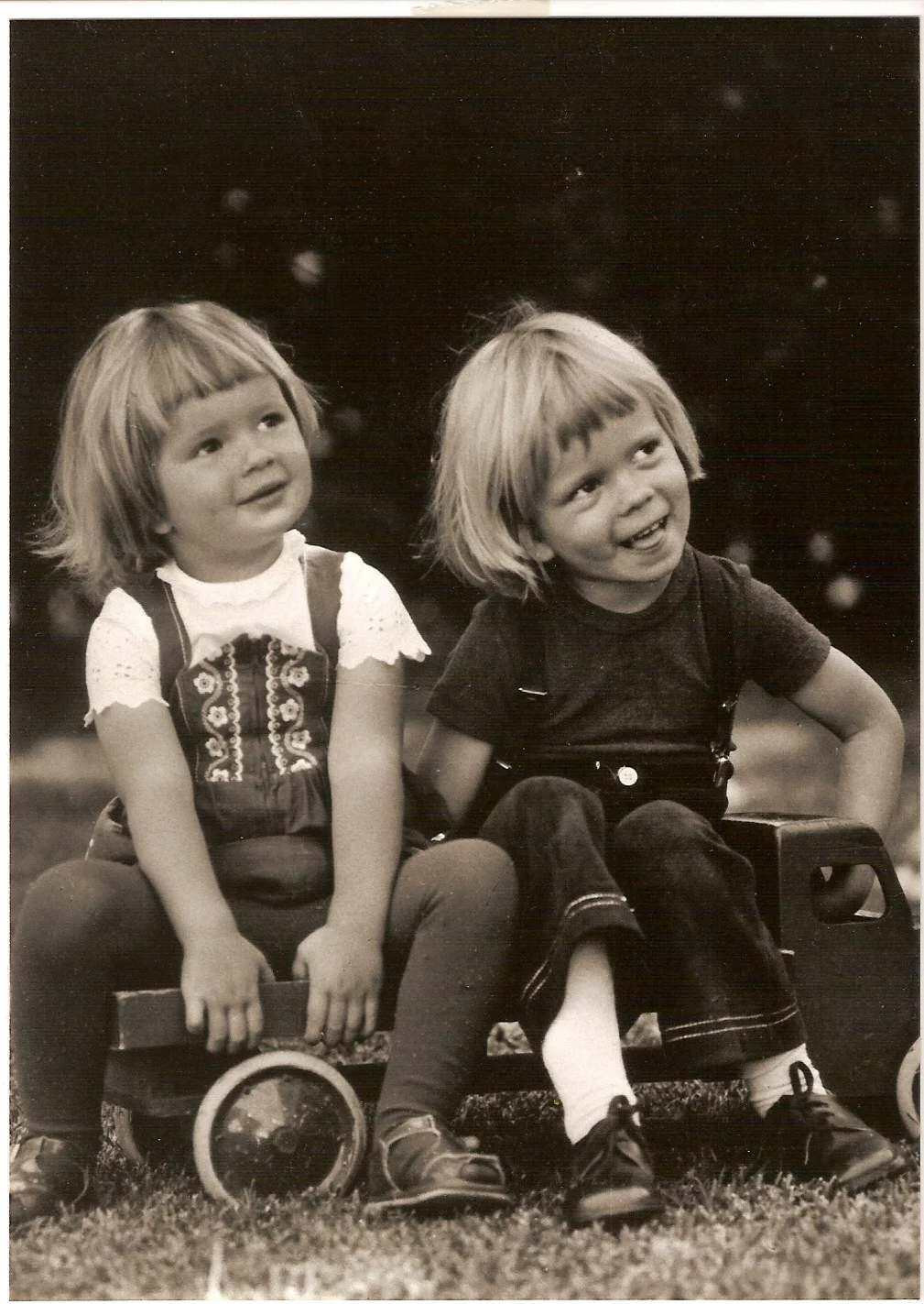 Ilona and her brother Mika, Argentina 1975