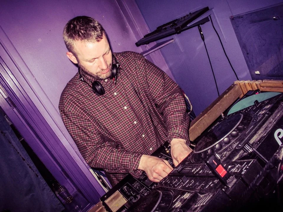 dj hooker.jpg