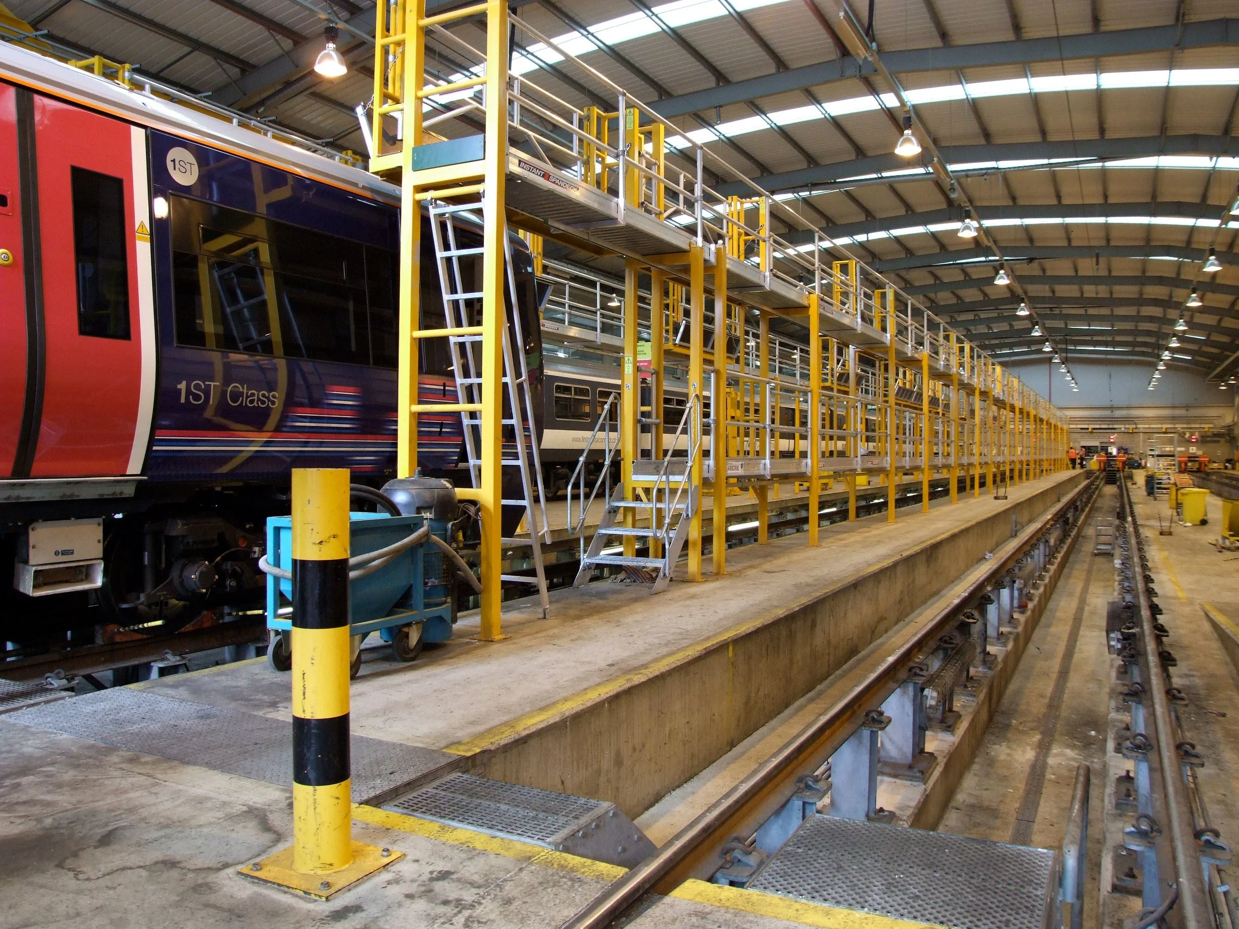 Train Access Platforms Carriage Door Access Roof Access Pitboards