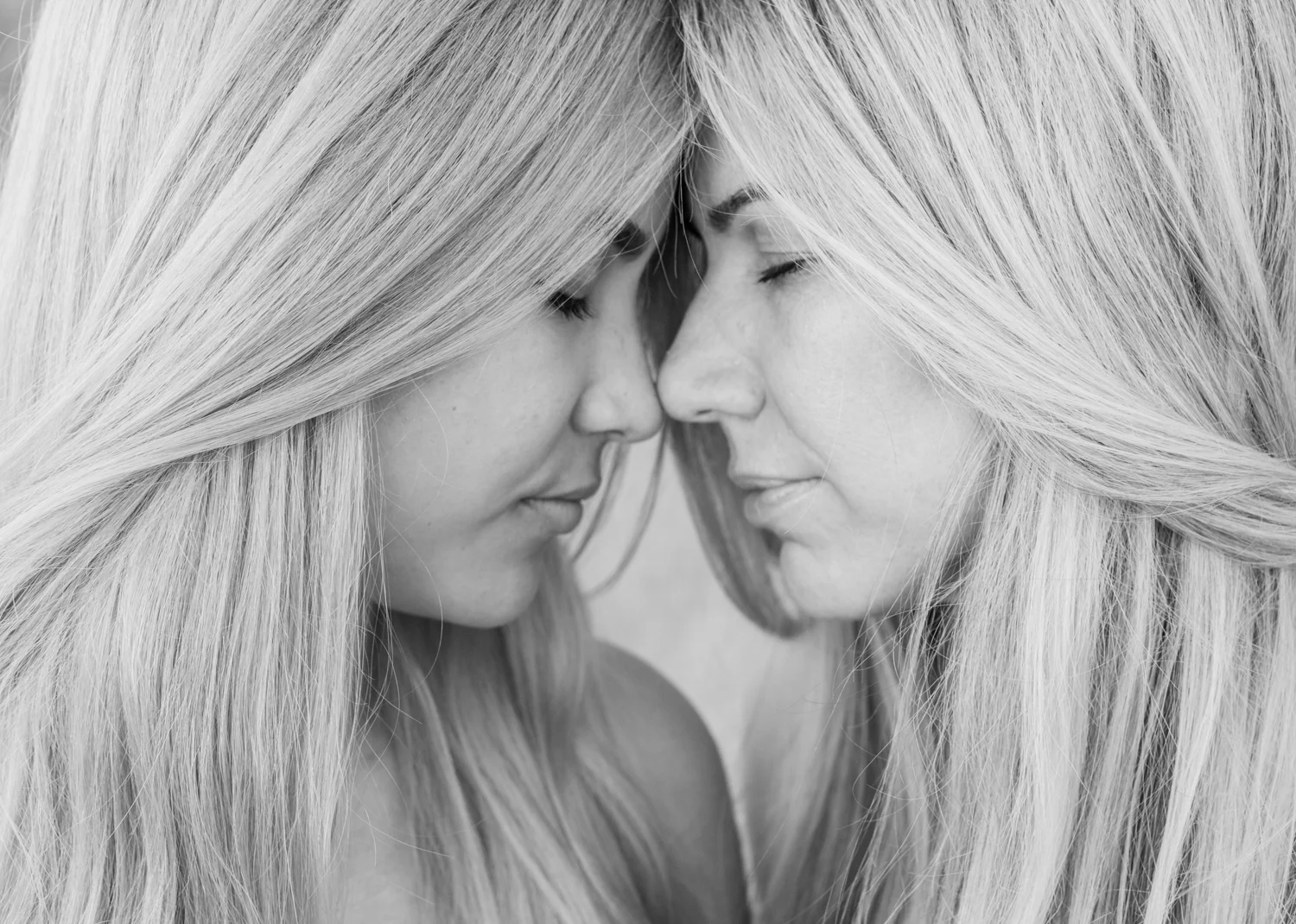 Emily and Simone-1-13.jpg
