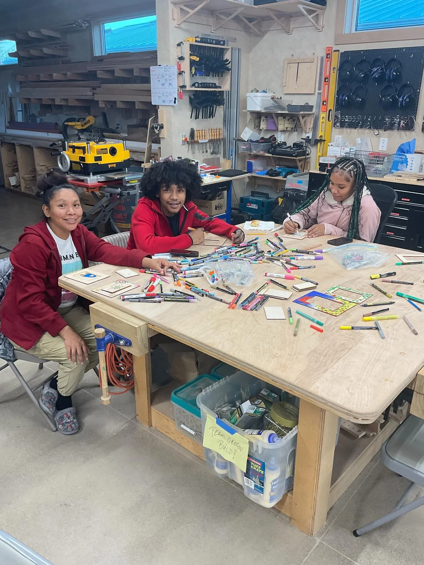 [Espa&ntilde;ol abajo] ✨💙🤩
🏵️💀Thank you to everyone who joined us for Talent Maker City&rsquo;s annual D&iacute;a de los Muertos celebration! We are always so grateful to see all your smiling faces, the treasured photos you bring, and the beauty 