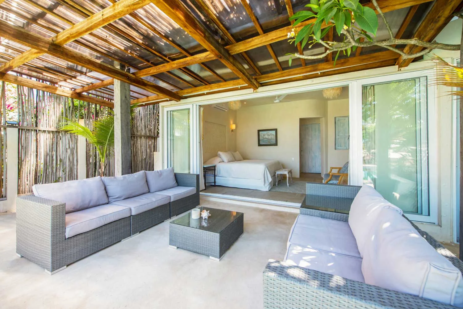 Coco+Lounge+and+BR+5+from+Exterior-6885-(Compressed).jpg