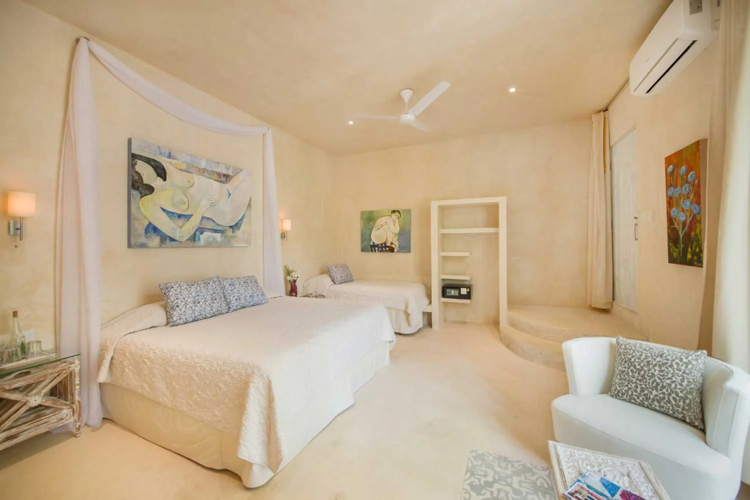 Coco+Rm+9+-+2+Beds+from+window-7239-(Compressed).jpg