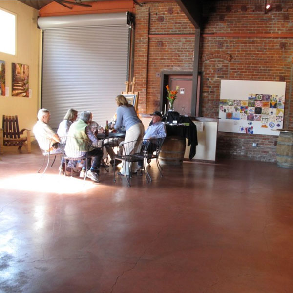 https://www.yelp.com/biz/harts-desire-wines-tasting-room-healdsburg