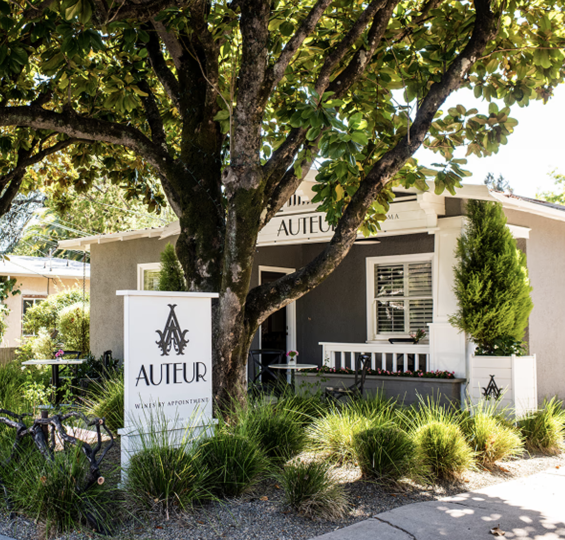 Auteur winery bungalow in Sonoma