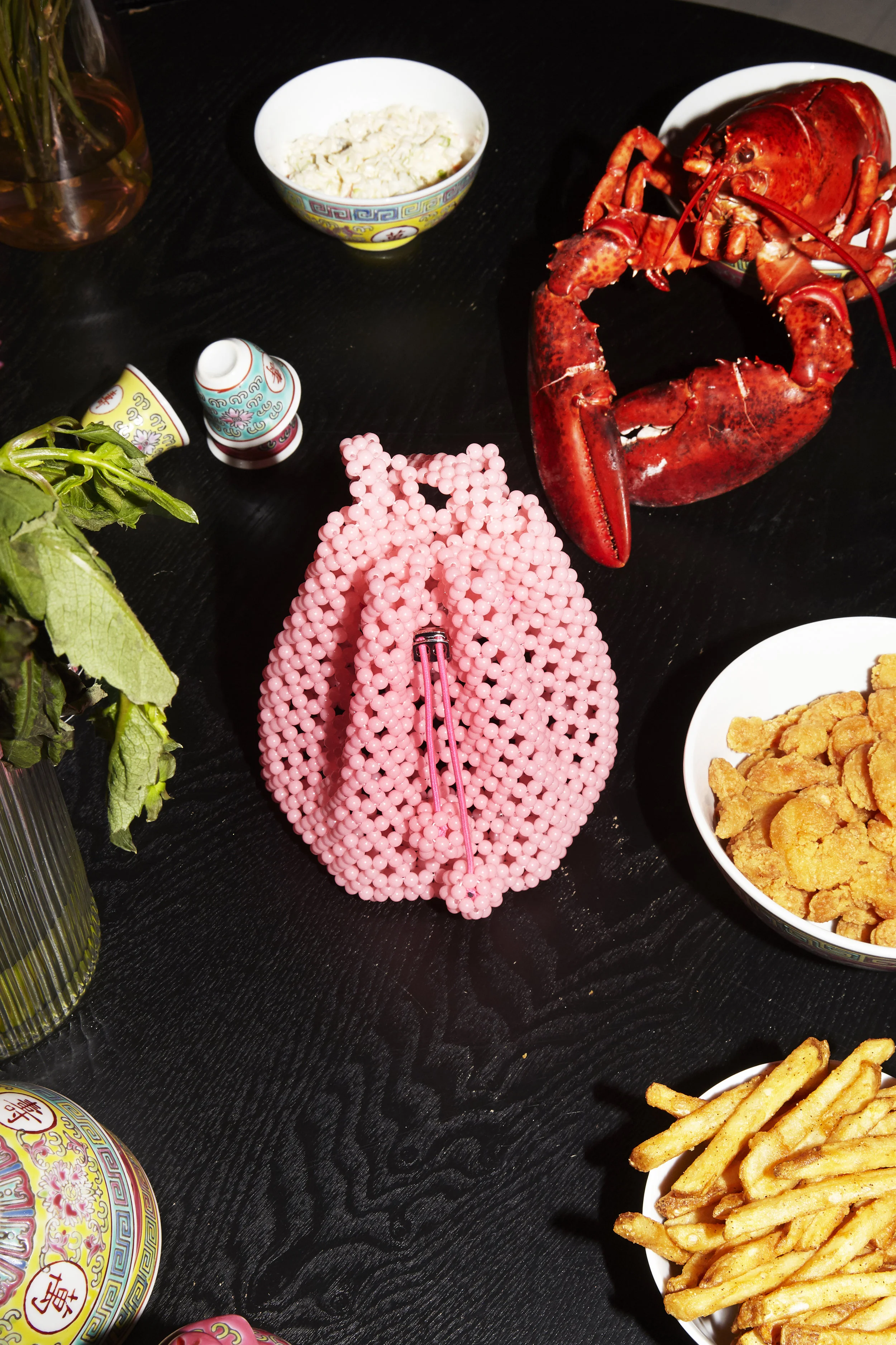 TULIPA in Glow-in-the-dark Pink