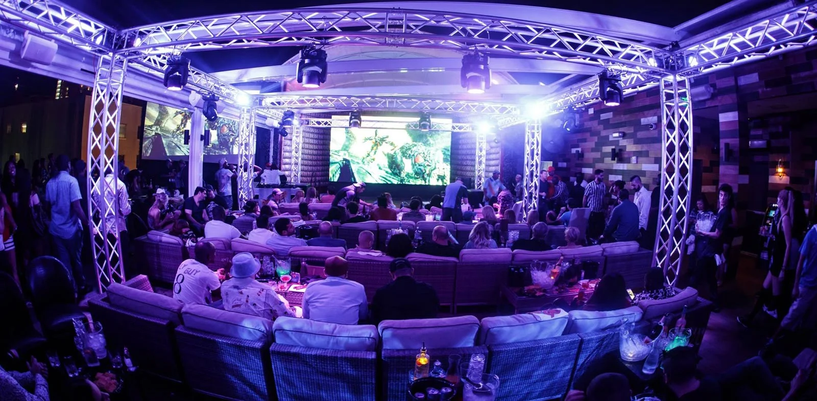 Big Game Viewing Parties