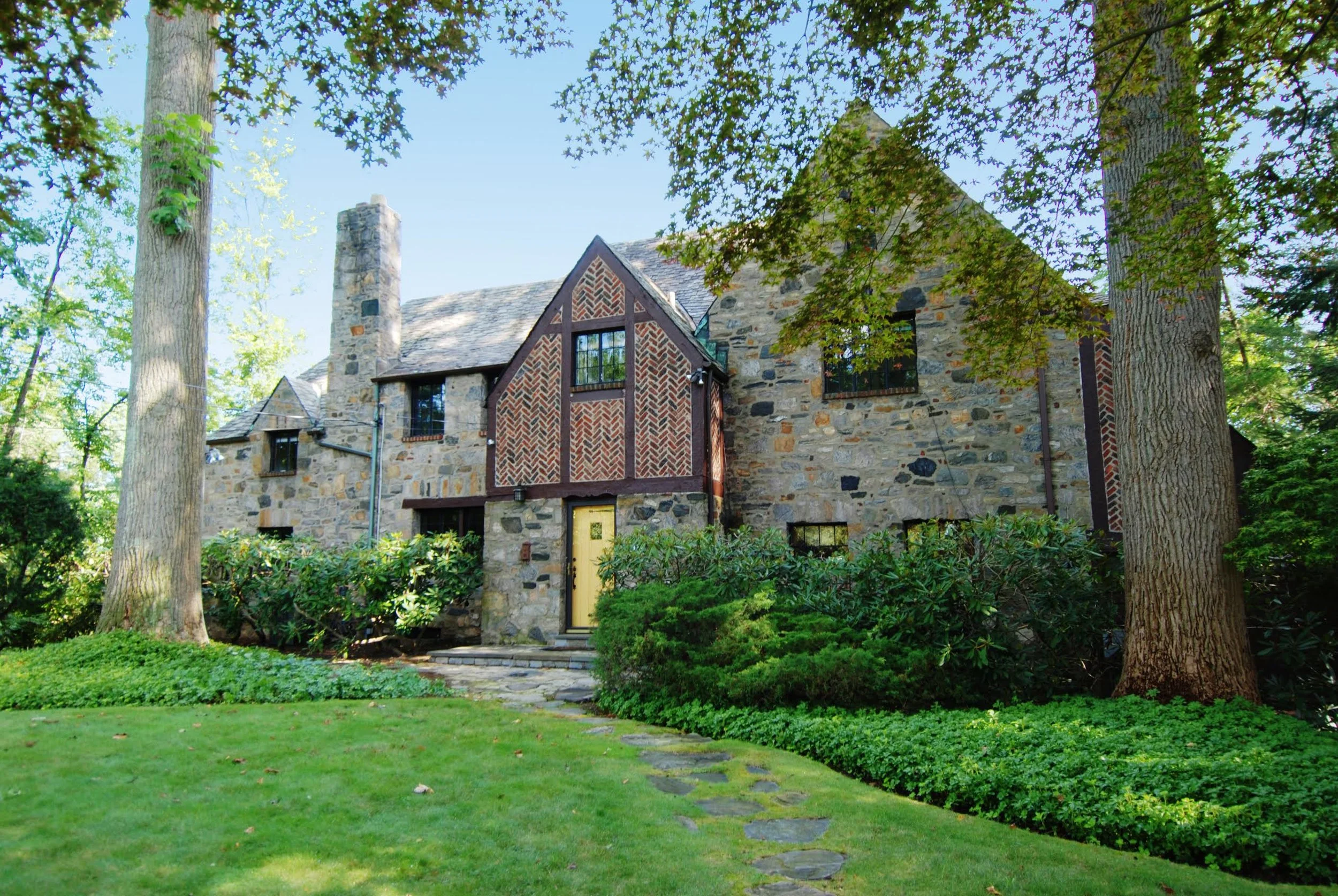 SOLD 13 Withington Road Edgemont, NY Represented the Seller as the Listing Agent