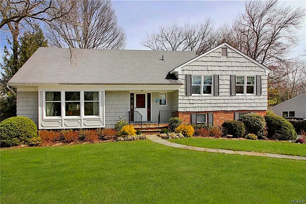 SOLD 5 Barnwall Lane Mamaroneck, NY Represented the Buyer (2018)