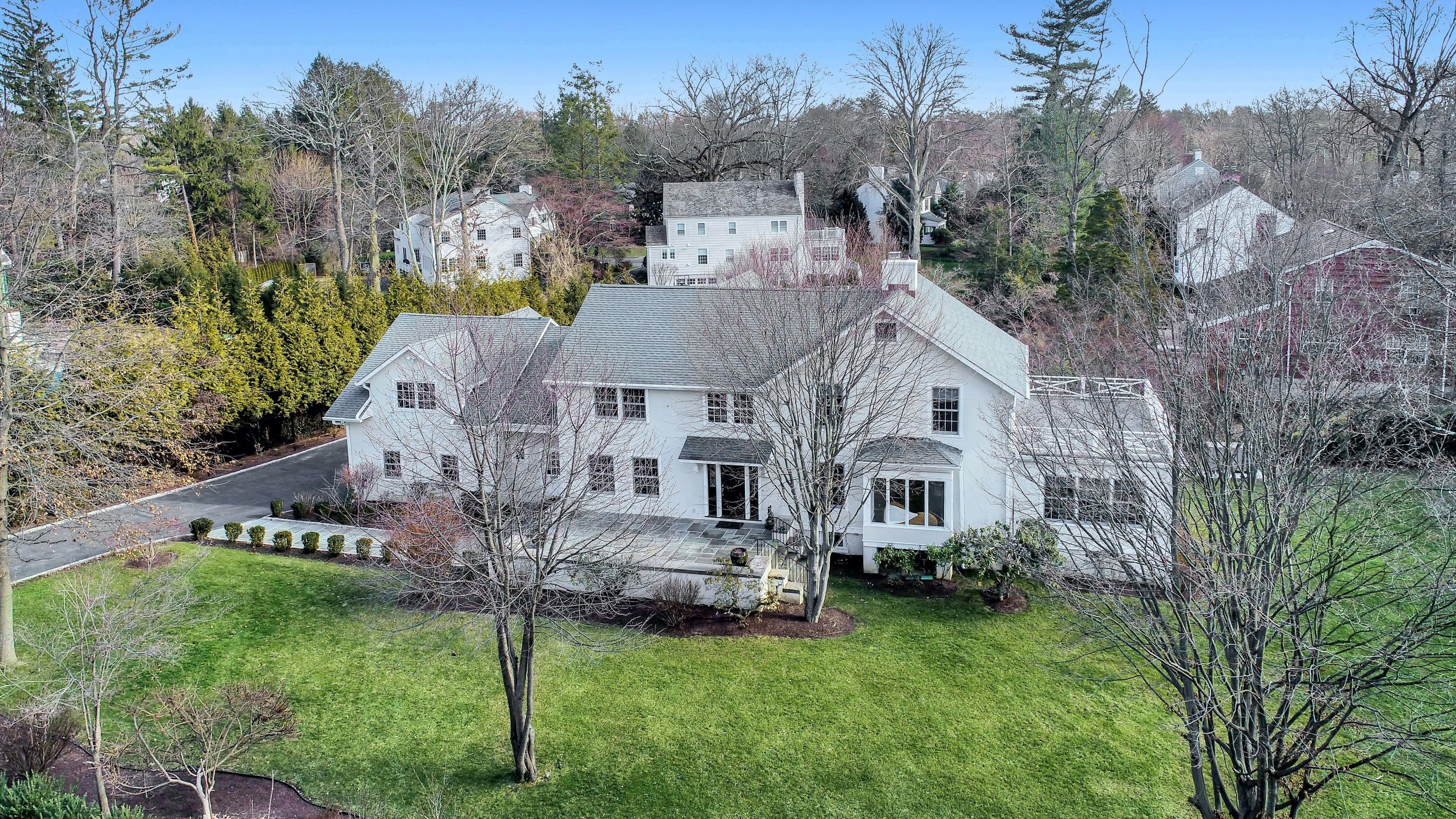 Scarsdale Luxury Real Estate. Buy and Sell Homes in Scarsdale and
