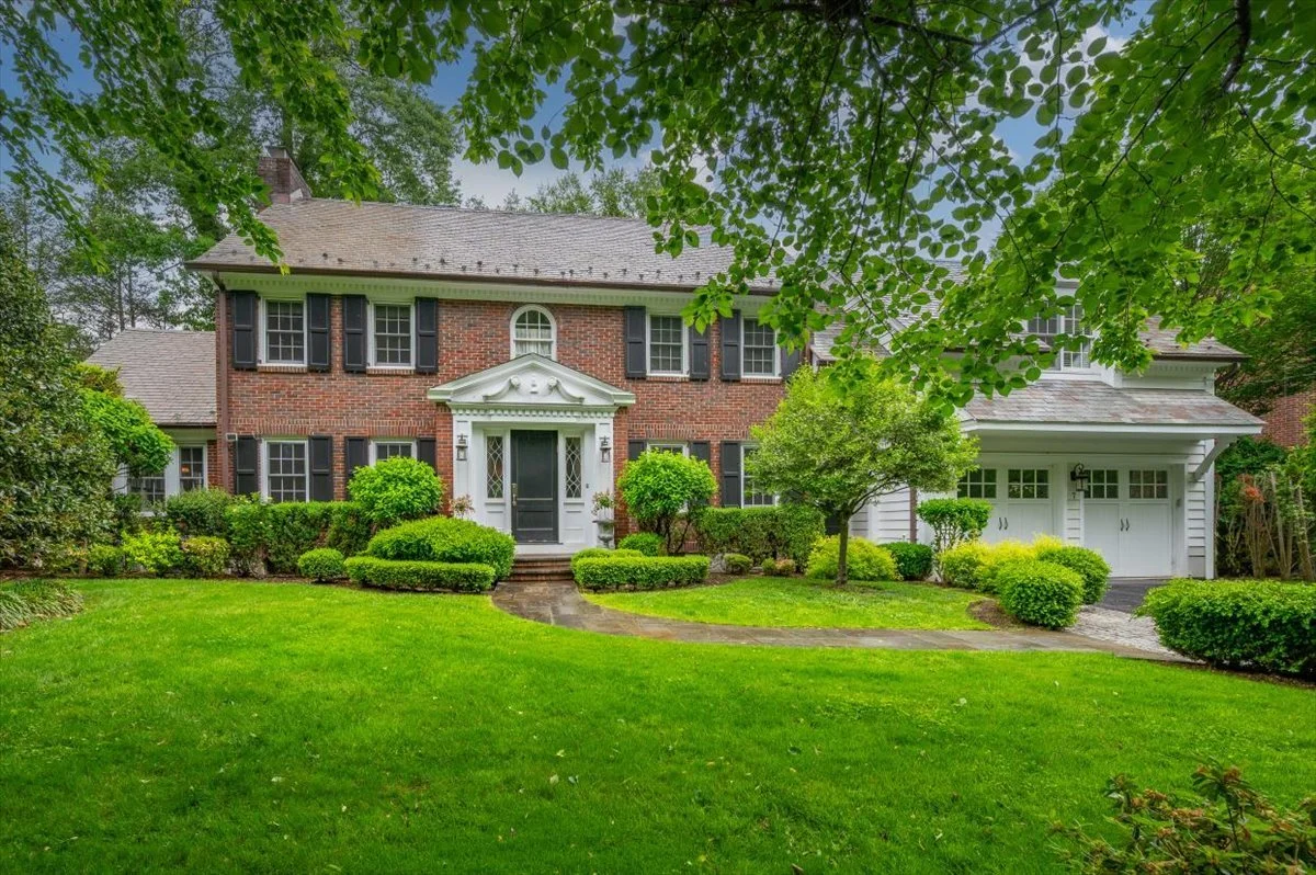 7 Harcourt Road Scarsdale
2nd Highest Rental in Scarsdale, 2026 YTD
Landlord Representation: Angela Retelny 