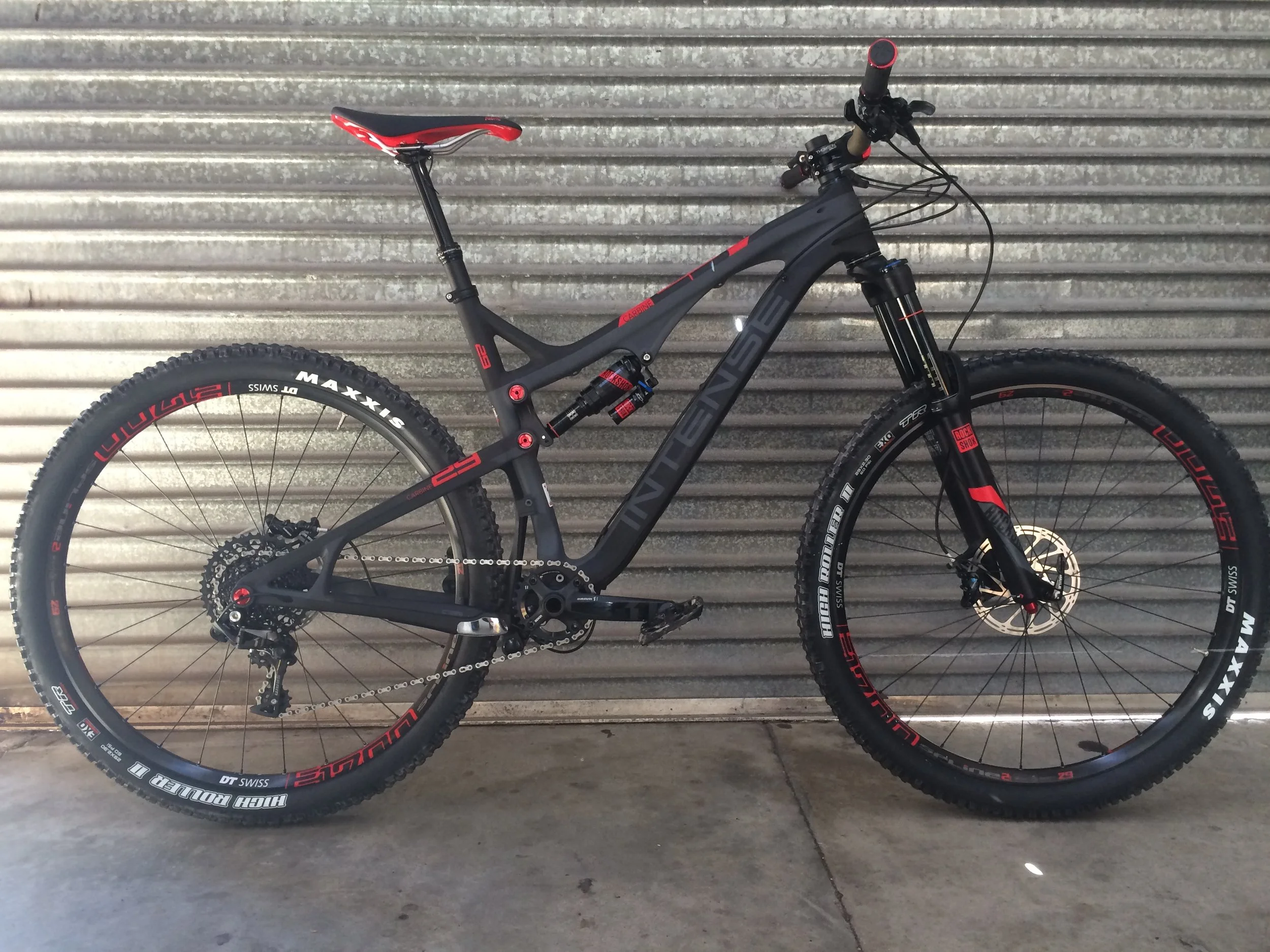  2016 Intense Carbine 29 photo : therodfather