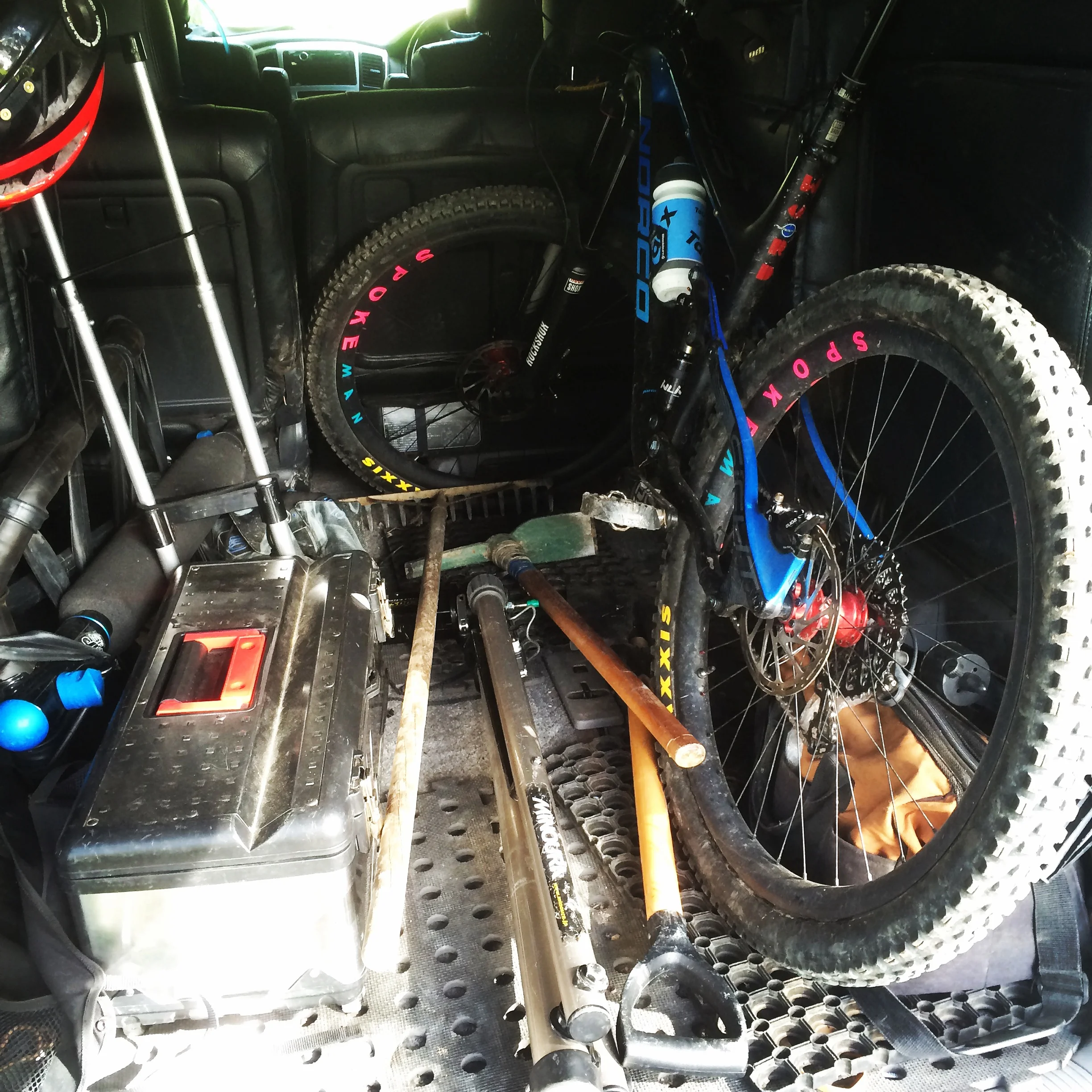 A typical view into the back of my van, a shambles. Just like my life. photo : therodfather
