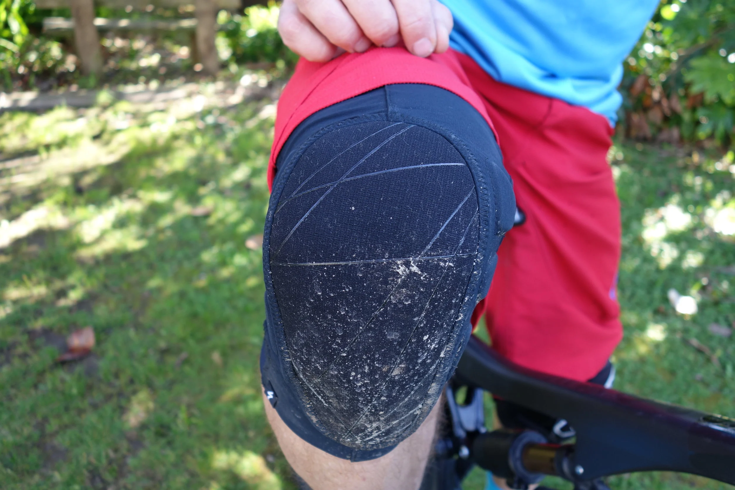 The knee cup conforms to your knee and is very comfy to pedal in. Good impact protection too.