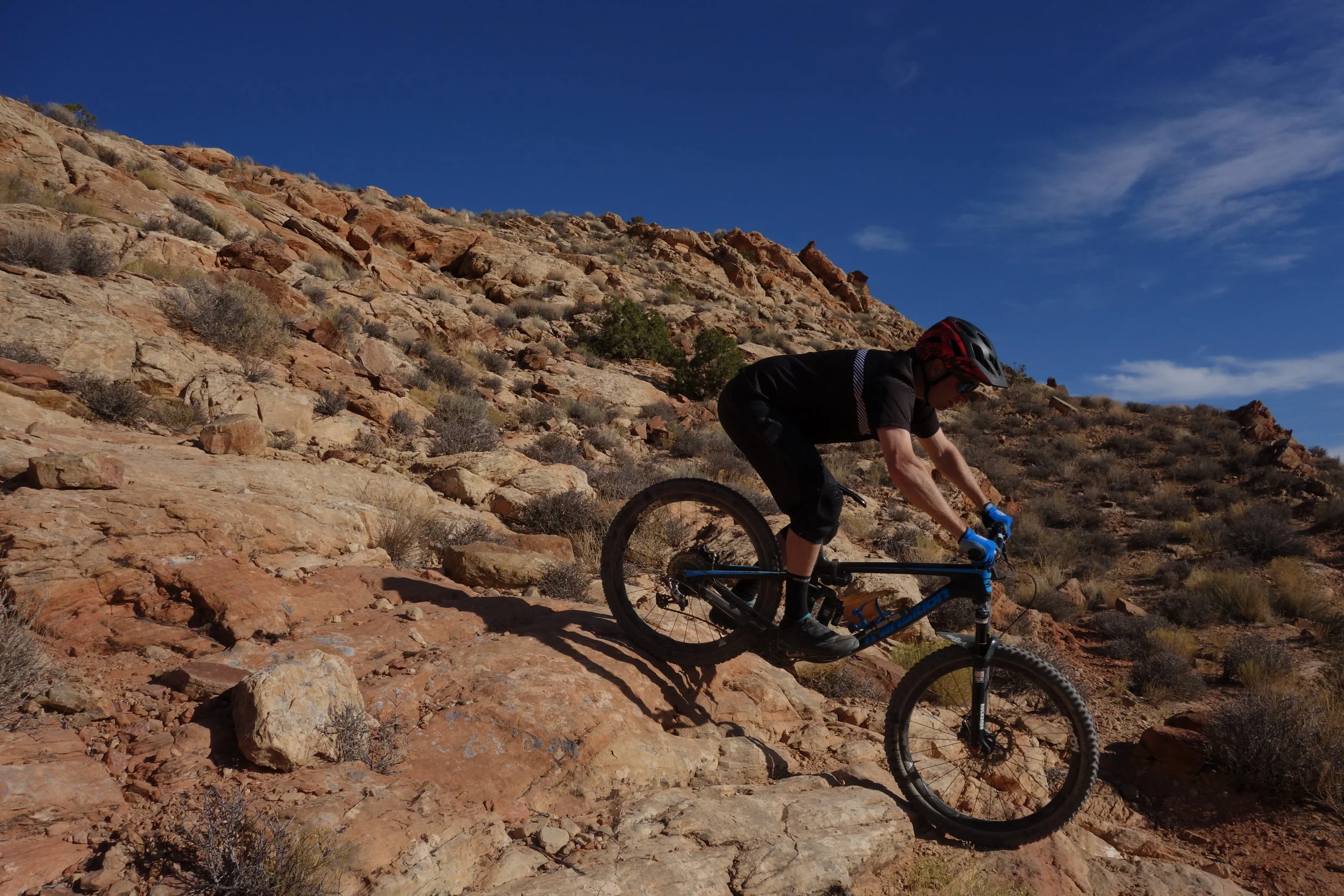 Jeff warming up his tyres on Daves trail