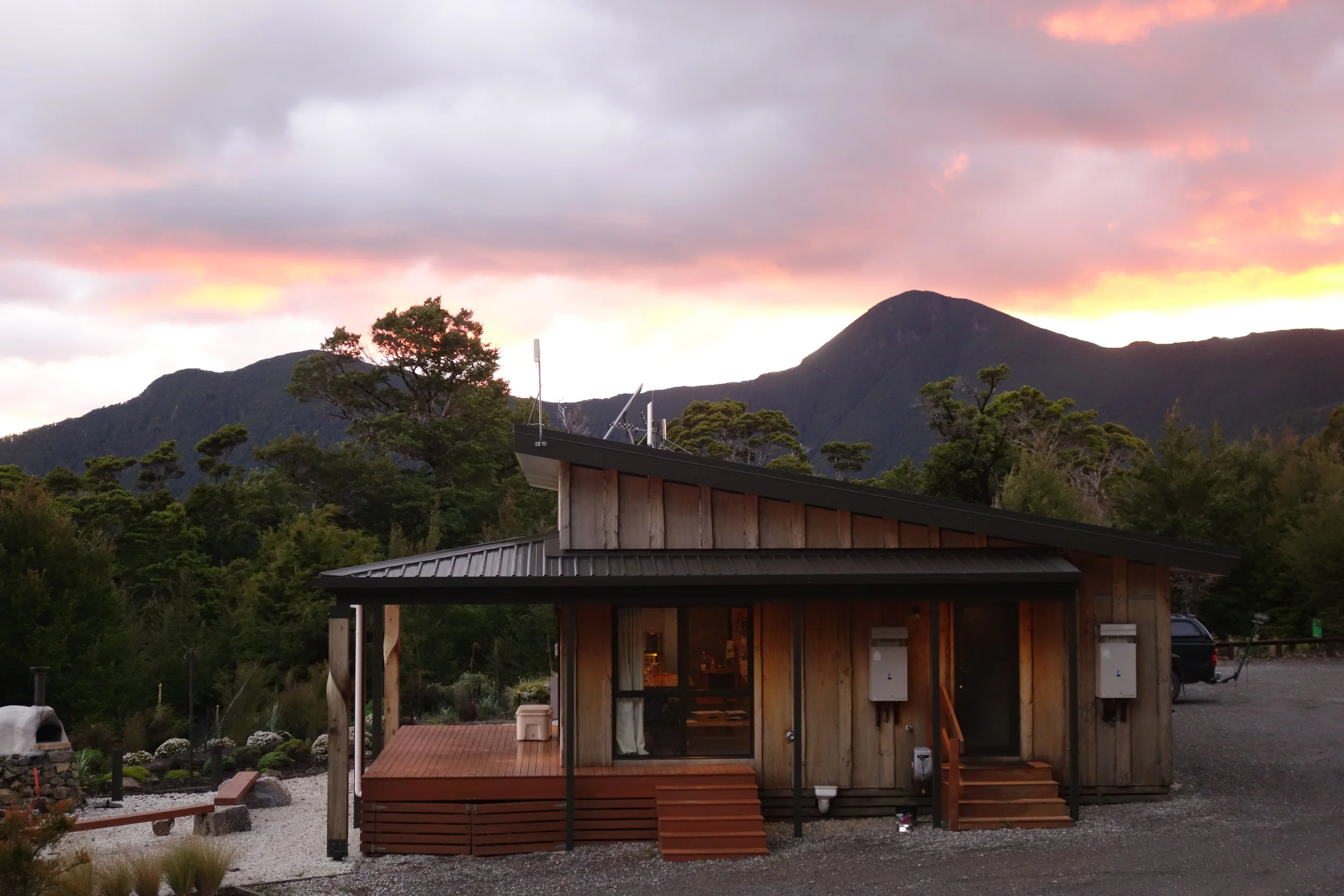 Gibbs hut at the top of the bike park where Jeff Carter, Pete Fyffe, Scottish Dave and myself call home for the next three days.