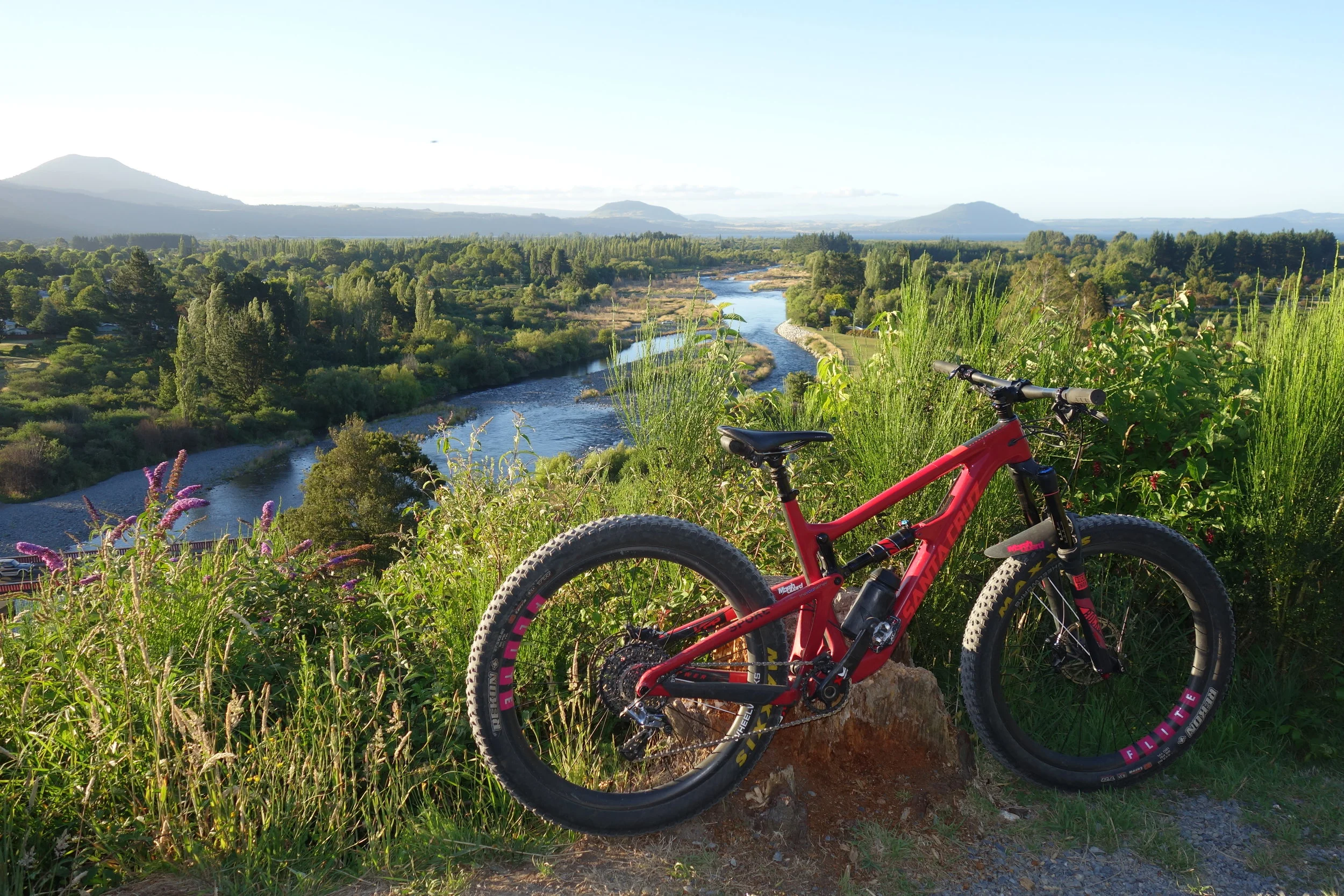 On the way home and my first ride without the Ninja team. A bit sad really. Tongariro river loop, Turangi.