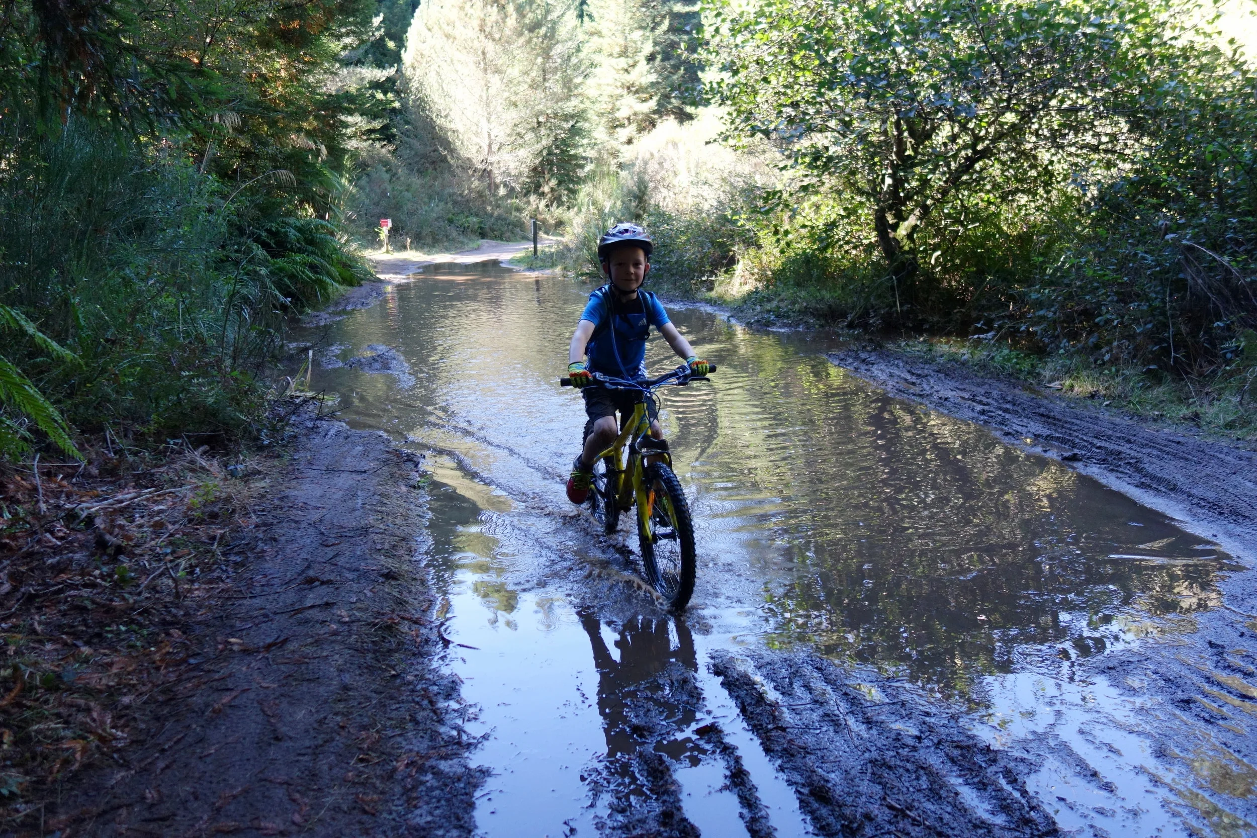 Were you aware that there had been a spot of rain over the last few days? This kid was doing multiple runs through this puddle while I was trying to daintily circumnavigate it. He was having way more fun than me.