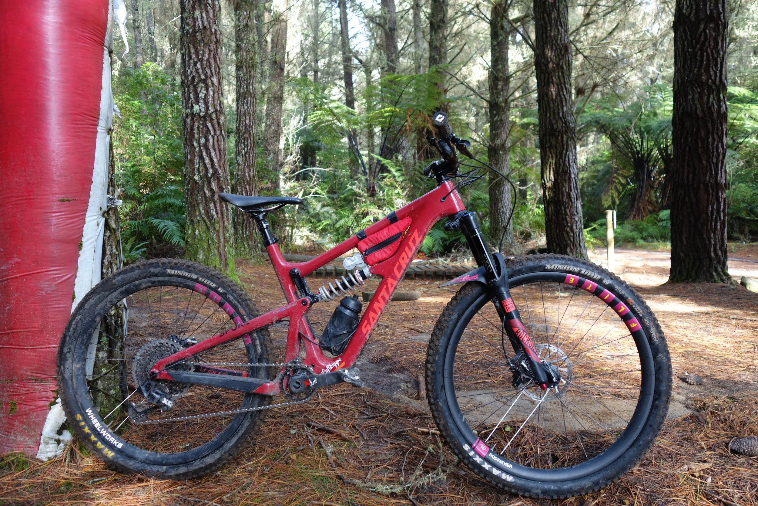 Cutting edge trend setting here with my ever adaptable Santa Cruz Hightower 79er.