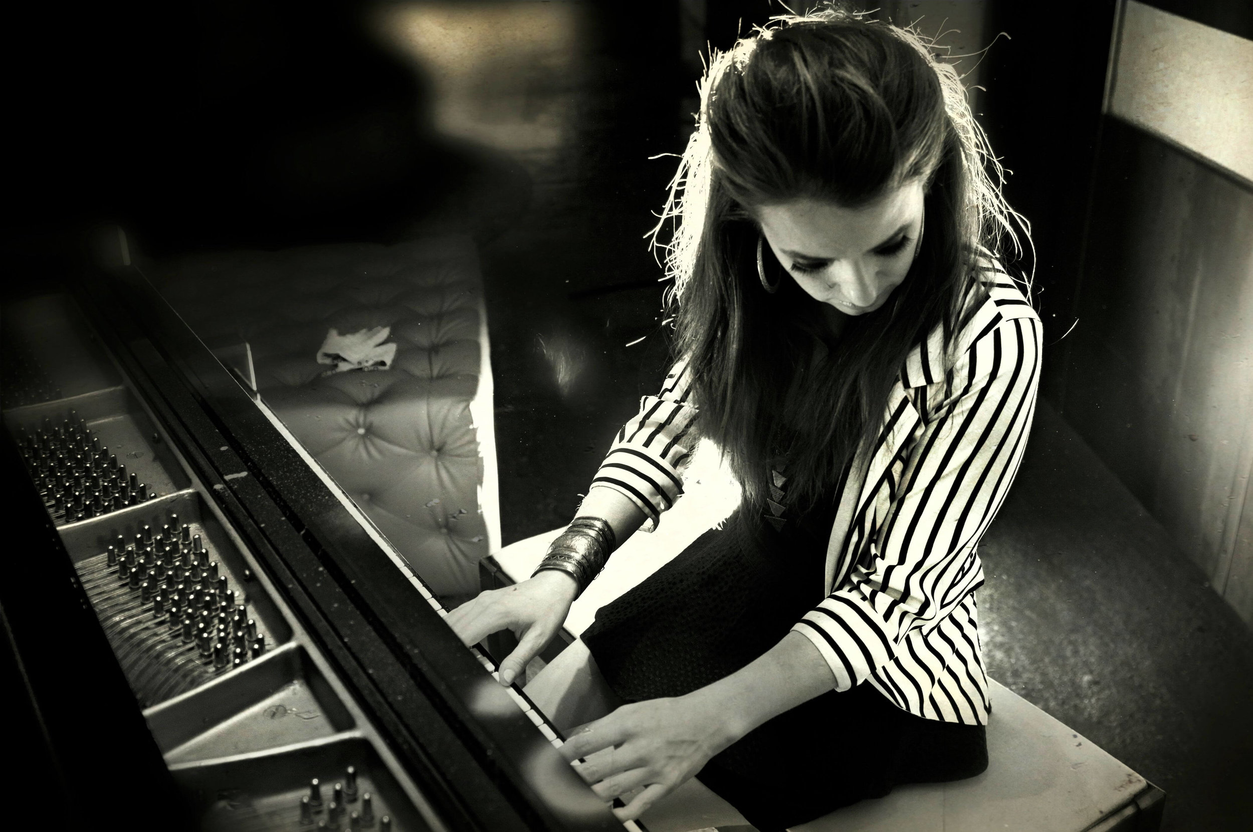 BECKYMIDDLETONMUSIC.jpg