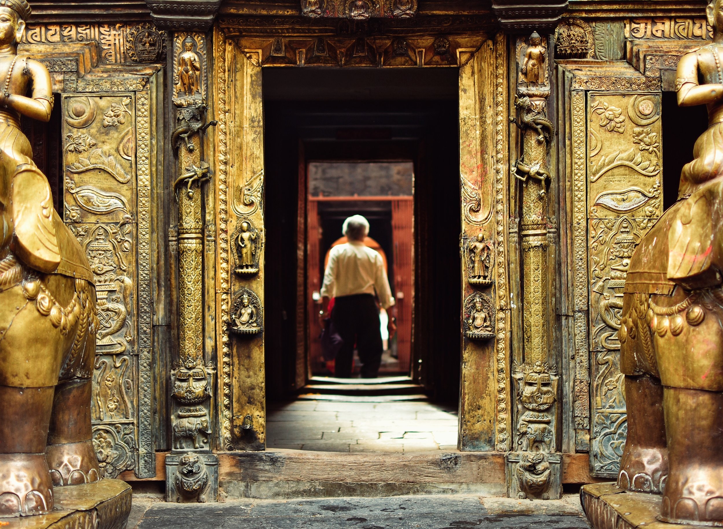 Hiranya Varna Mahabihar_Patan_Nepal_unsplash.jpg