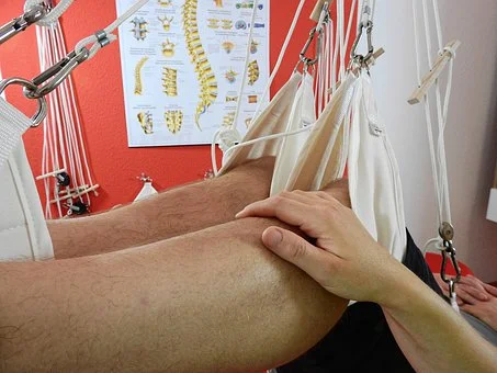 physiotherapy-3082366__340.jpg