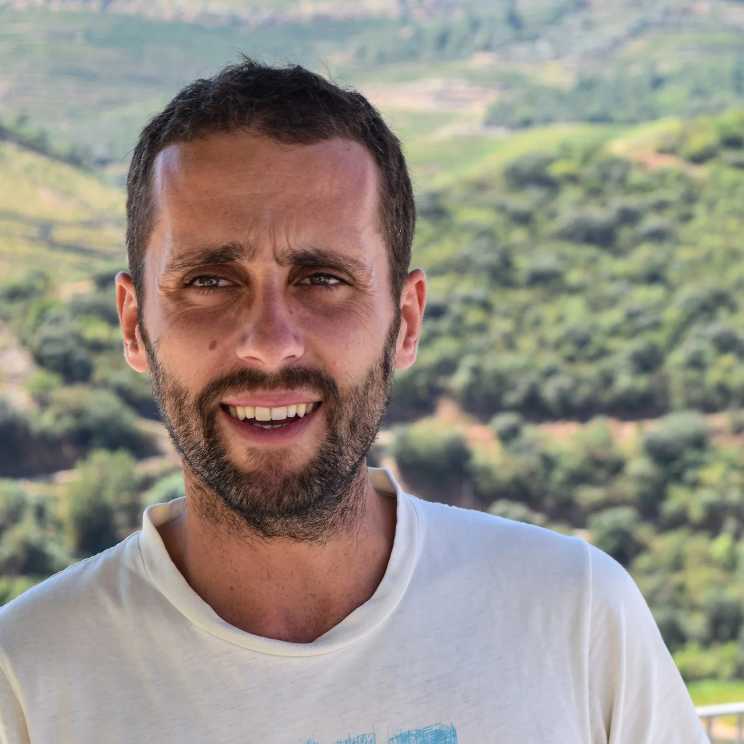 Tiago ....Tasting Room..Salle de Dégustation..Sala de Provas....