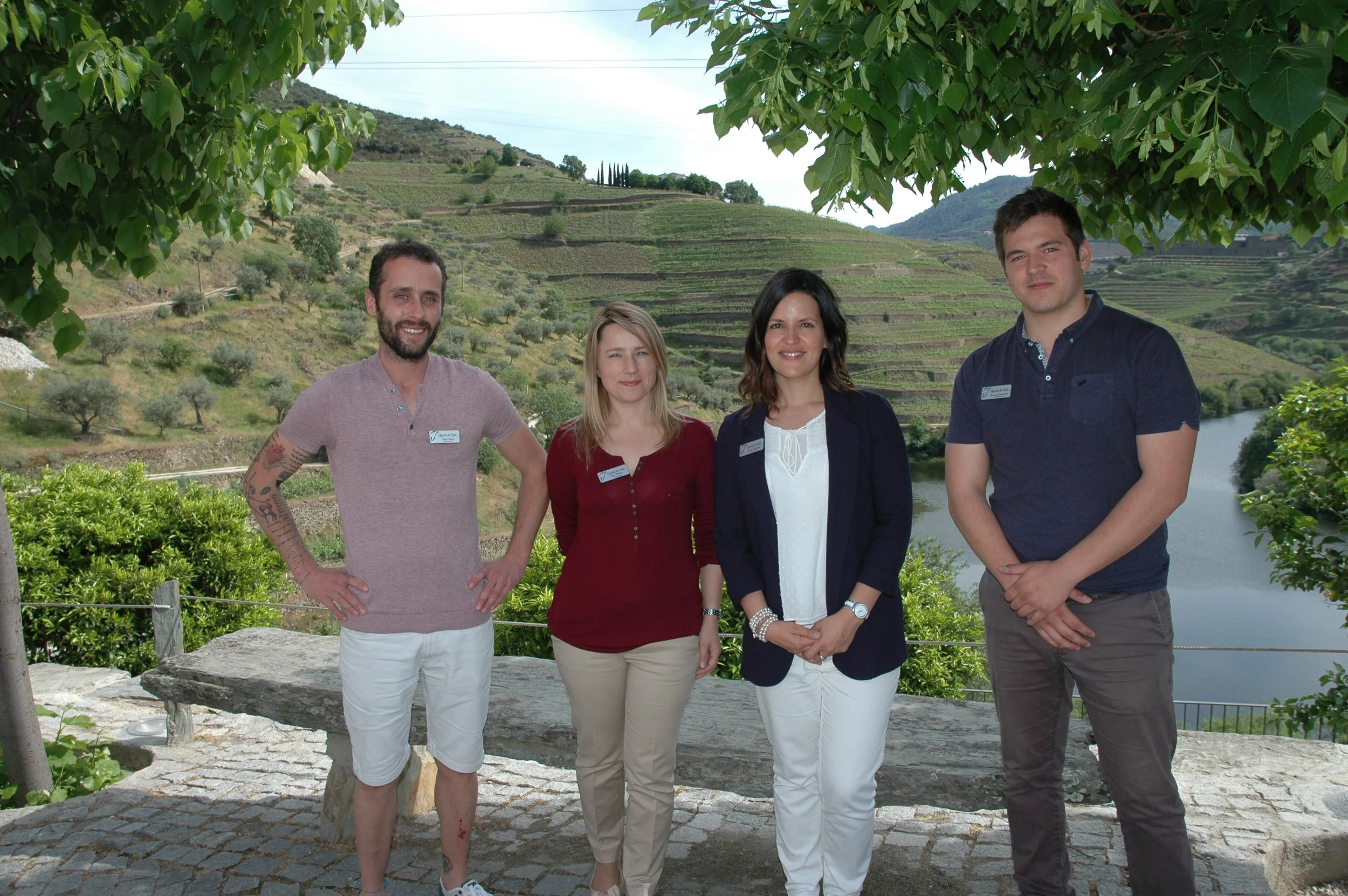 Our team awaits CroisiEurope.