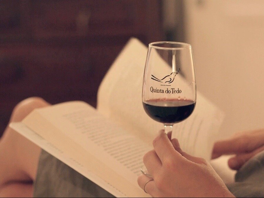 A glass of LBV while you read, why not?