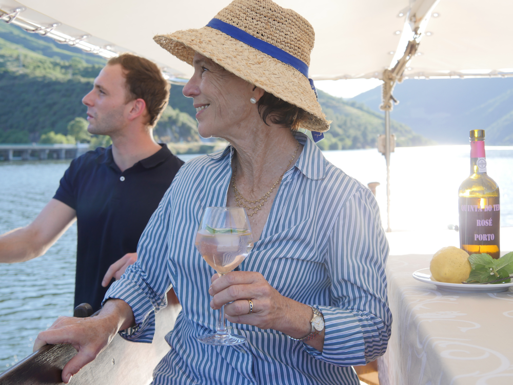 Découvrez le Douro depuis le fleuve avec notre partenaire local, RIVUS Wine Boat.