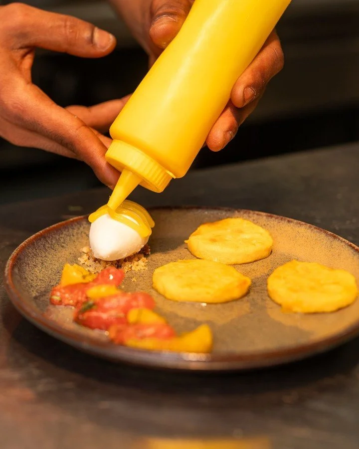 Laranja, salada de citrinos e nata 🍴
⠀⠀⠀⠀⠀⠀⠀⠀⠀⠀
//
⠀⠀⠀⠀⠀⠀⠀⠀⠀⠀
Orange, citrus salad and cream 🍴
⠀⠀⠀⠀⠀⠀⠀⠀⠀⠀
📞 +351 910 832 707 (chamada para a rede m&oacute;vel nacional | call for the national mobile line)
📩 bistroterrace@quintadotedo.com
⠀⠀⠀⠀⠀⠀⠀⠀