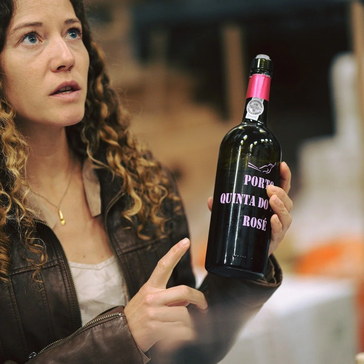 ᴘᴛ A vindima est&aacute; conclu&iacute;da, a apanha da azeitona aproxima-se e a &eacute;poca de vendas est&aacute; bem encaminhada. A nossa Fam&iacute;lia Bouchard e Equipa Tedo est&atilde;o em viagem para apresentar o melhor da Quinta do Tedo, tanto