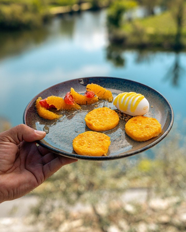 Laranja, salada de citrinos e nata 🍴
⠀⠀⠀⠀⠀⠀⠀⠀⠀⠀
//
⠀⠀⠀⠀⠀⠀⠀⠀⠀⠀
Orange, citrus salad and cream 🍴
⠀⠀⠀⠀⠀⠀⠀⠀⠀⠀
📞 +351 910 832 707 (chamada para a rede m&oacute;vel nacional | call for the national mobile line)
📩 bistroterrace@quintadotedo.com
⠀⠀⠀⠀⠀⠀⠀⠀