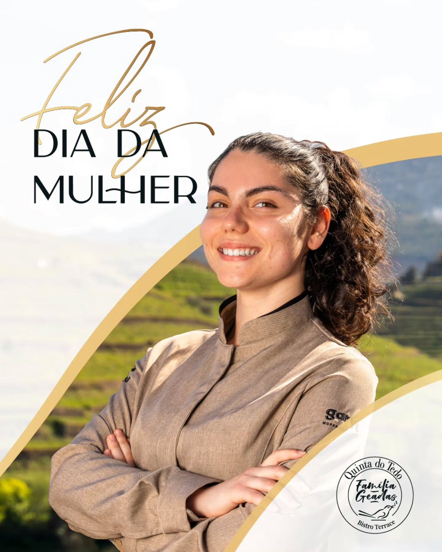 Ra&iacute;zes fortes, horizontes infinitos. 
No cora&ccedil;&atilde;o do Douro, celebramos a resili&ecirc;ncia e a luz de todas as mulheres. Que a vossa jornada seja sempre acompanhada de bons vinhos, sorrisos sinceros e a liberdade de chegar onde qu