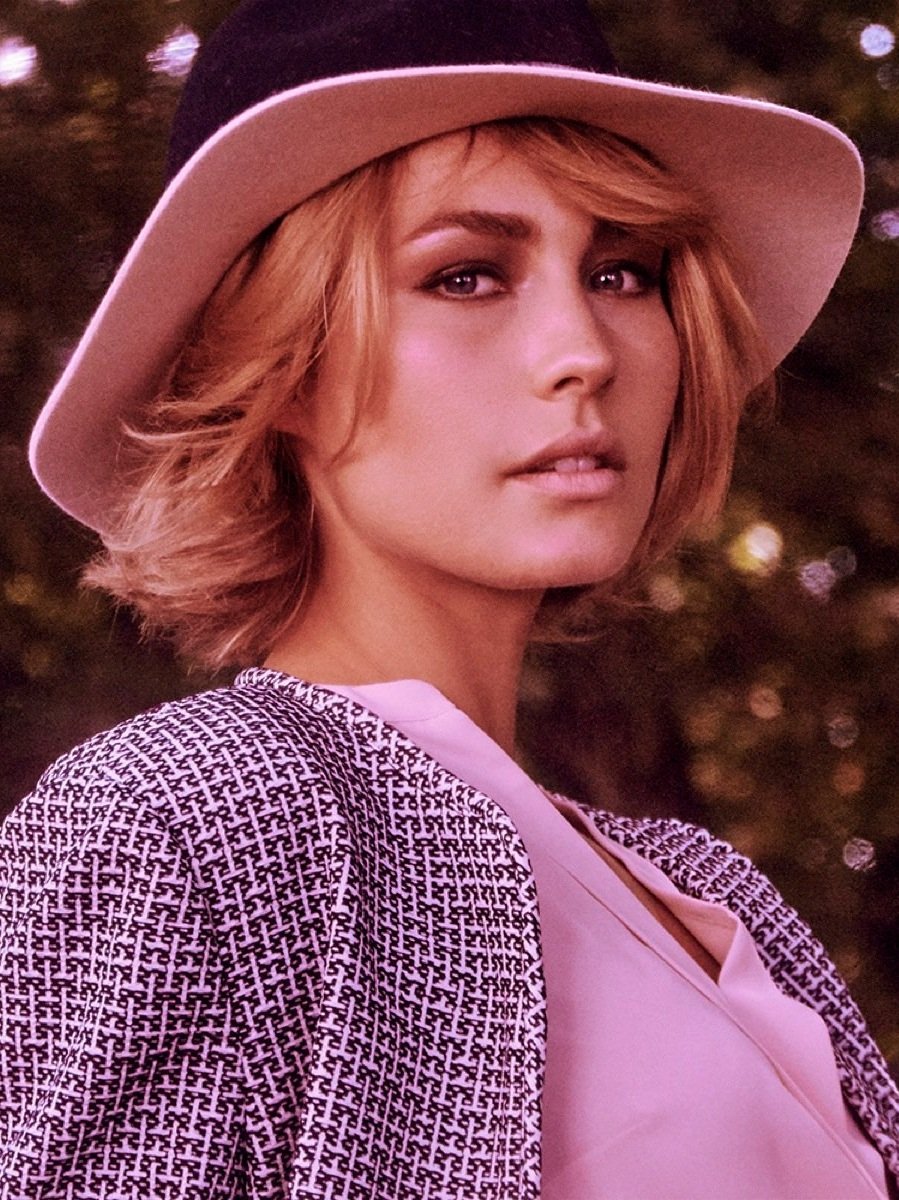 sabrina03.jpg