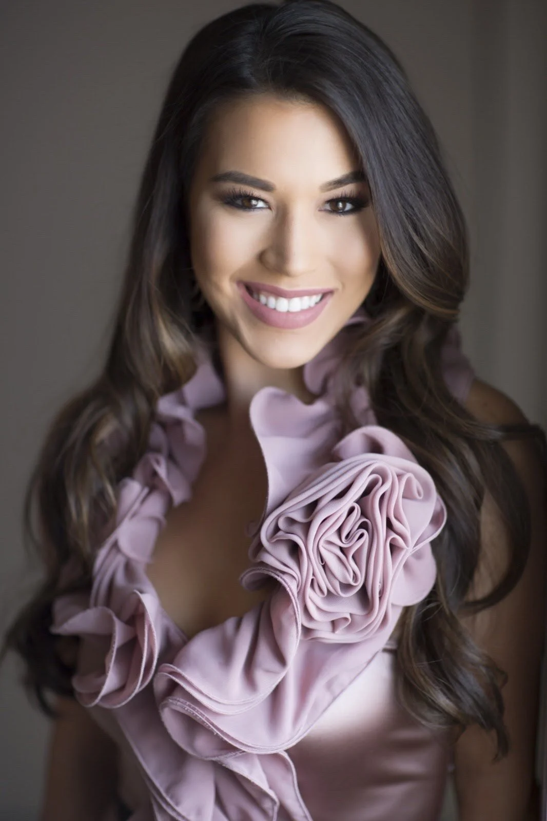 Jenny V: Beauty Queen With A Face For Radio