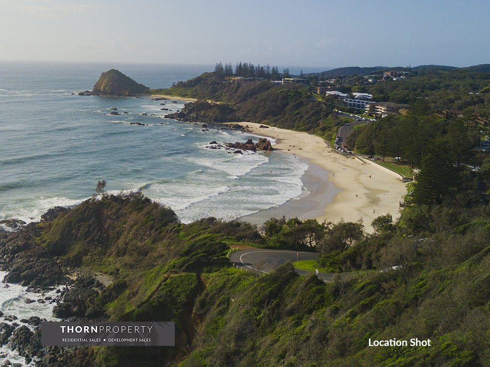 Flynns Beach location shot 1000 px.jpg