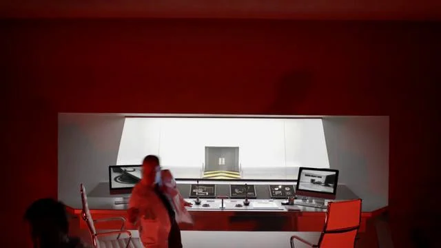 Renault Mégane / Director: Shaun Severi (Wanda) / Dop: Yves Cape / Digital Colorist: Anne Szymkowiak