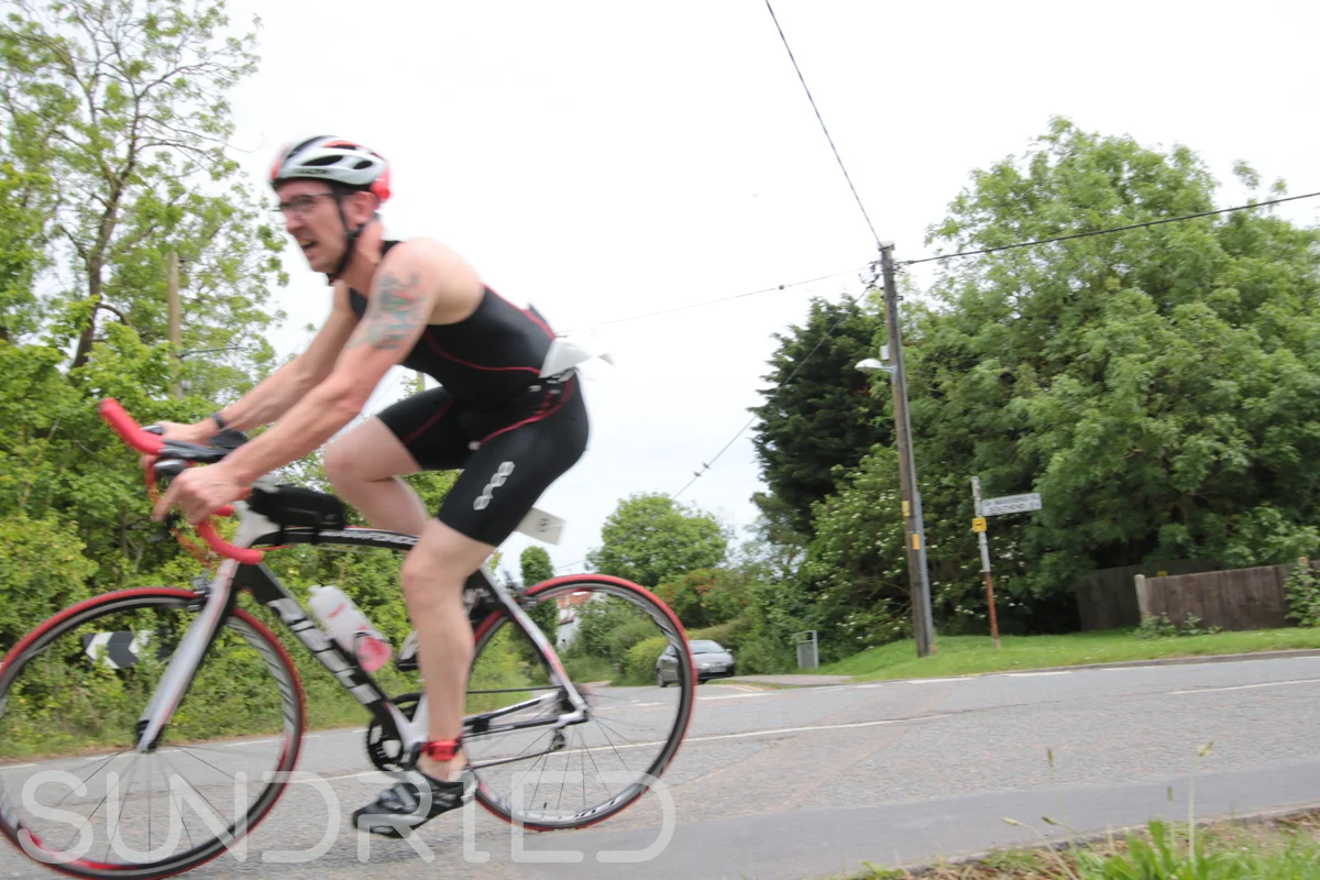 Southend-Triathlon-Cycle-Photos-in-Barling-Corner-011.jpg