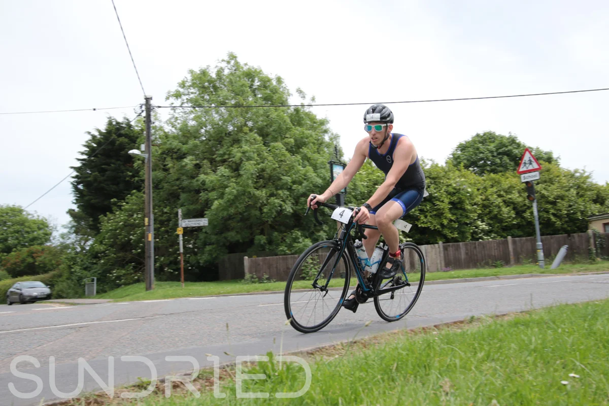 Southend-Triathlon-Cycle-Photos-in-Barling-Corner-019.jpg