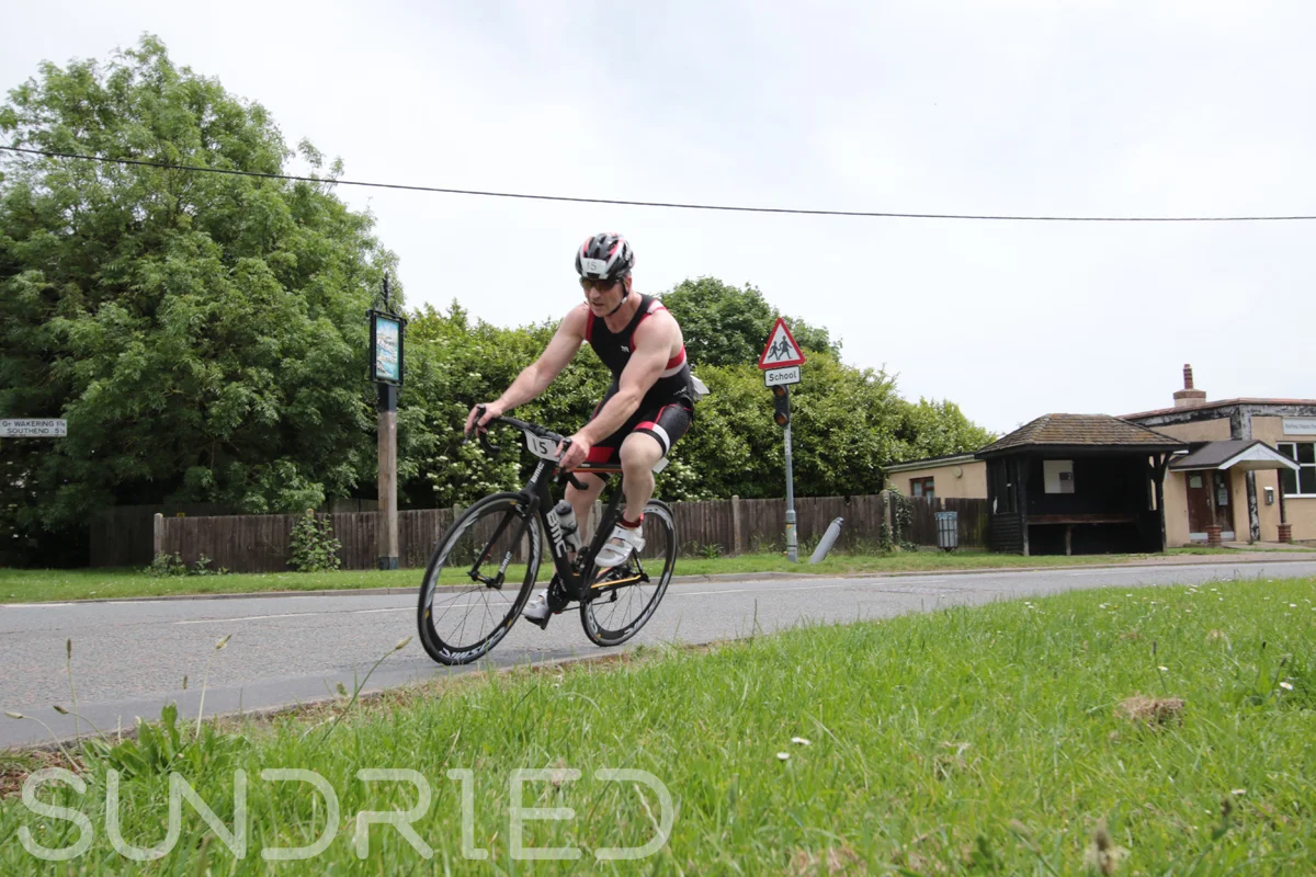 Southend-Triathlon-Cycle-Photos-in-Barling-Corner-024.jpg